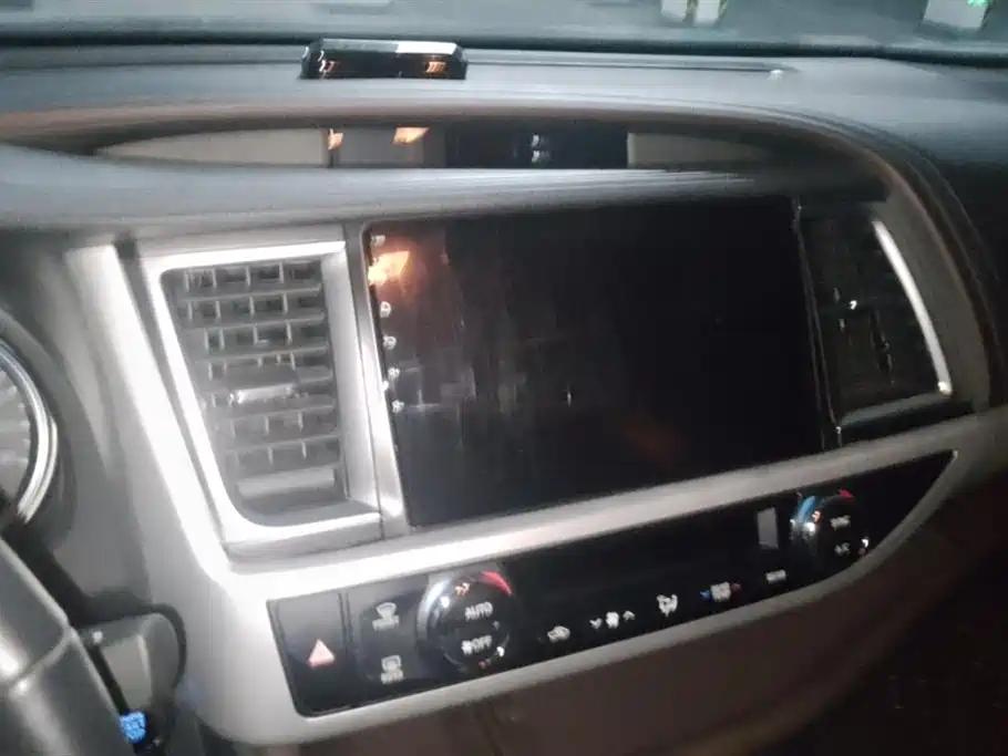 Toyota Highlander 2021 2.0T AWD Luxury 7-Seater фото 13