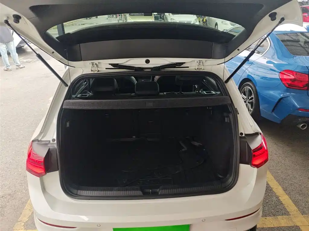Volkswagen Golf 2023 Facelift 280TSI DSG R-Line Lite фото 19