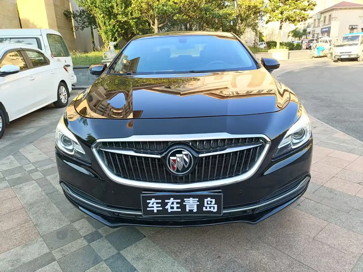 Buick LaCrosse 2016 Facelift 28T Elite фото 3