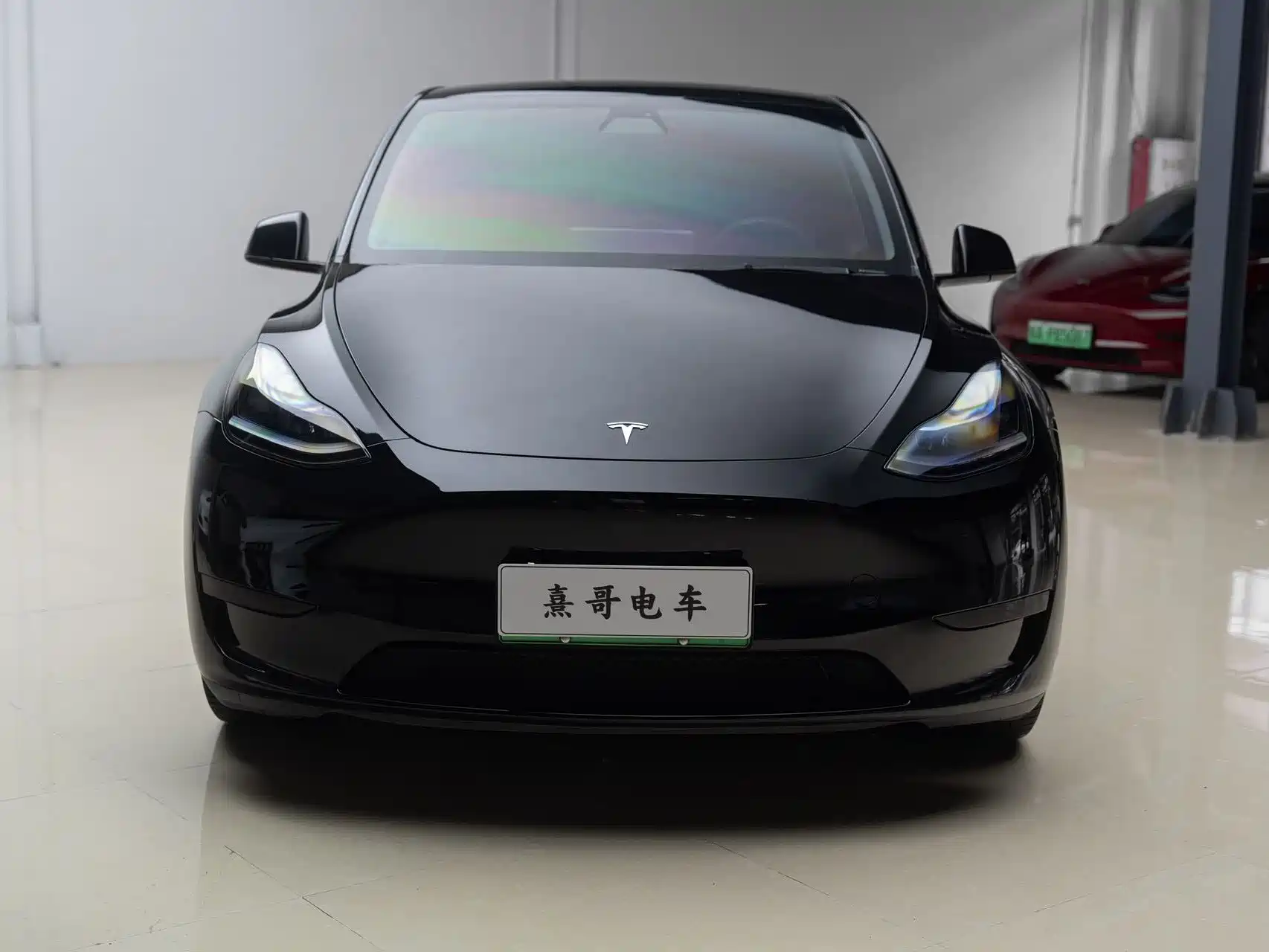 Фото 2 - Tesla Model Y