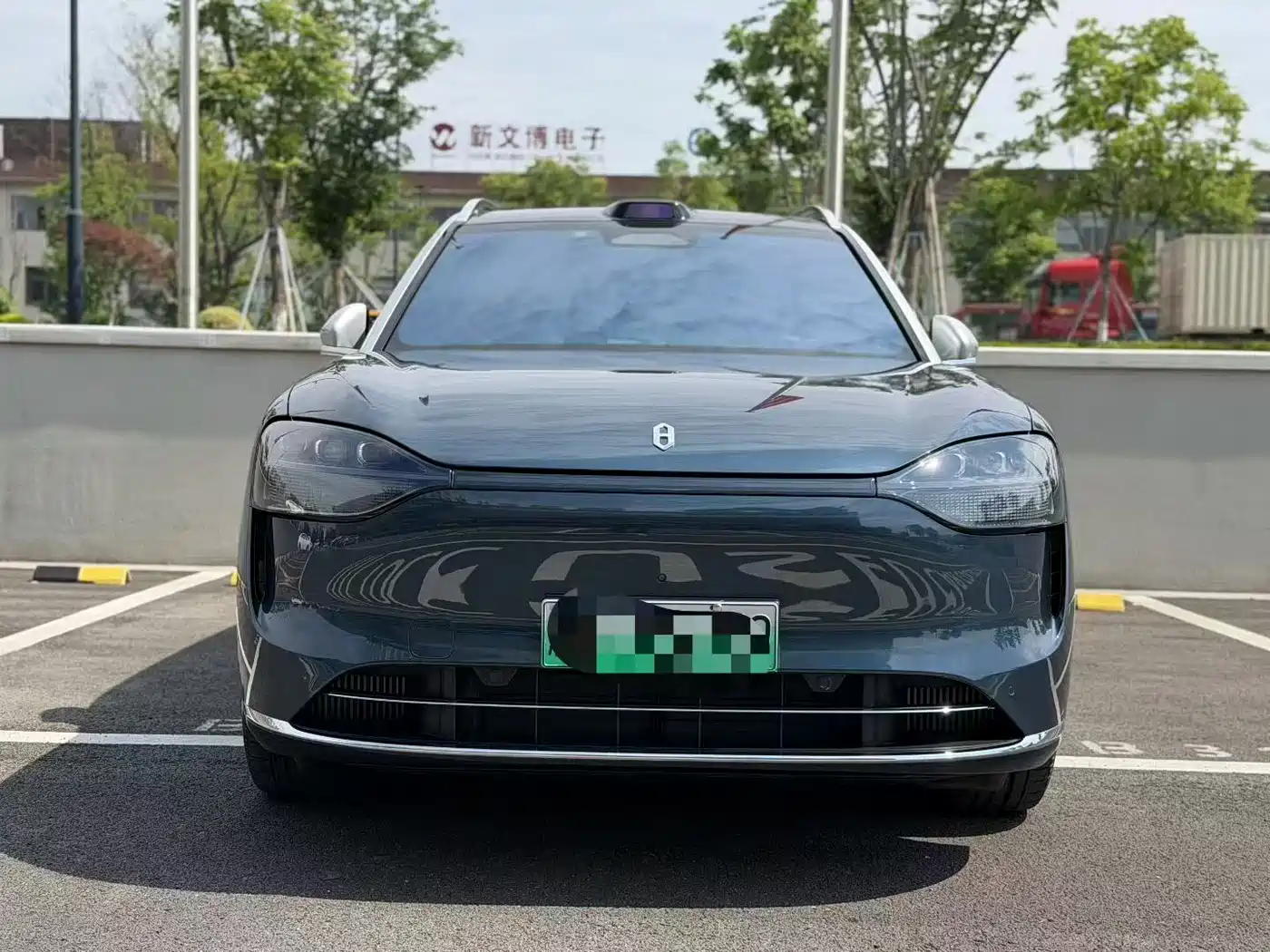 AITO Wenjie AITO M9 2024 Extended Range Ultra 42kWh 6-Seater фото 2