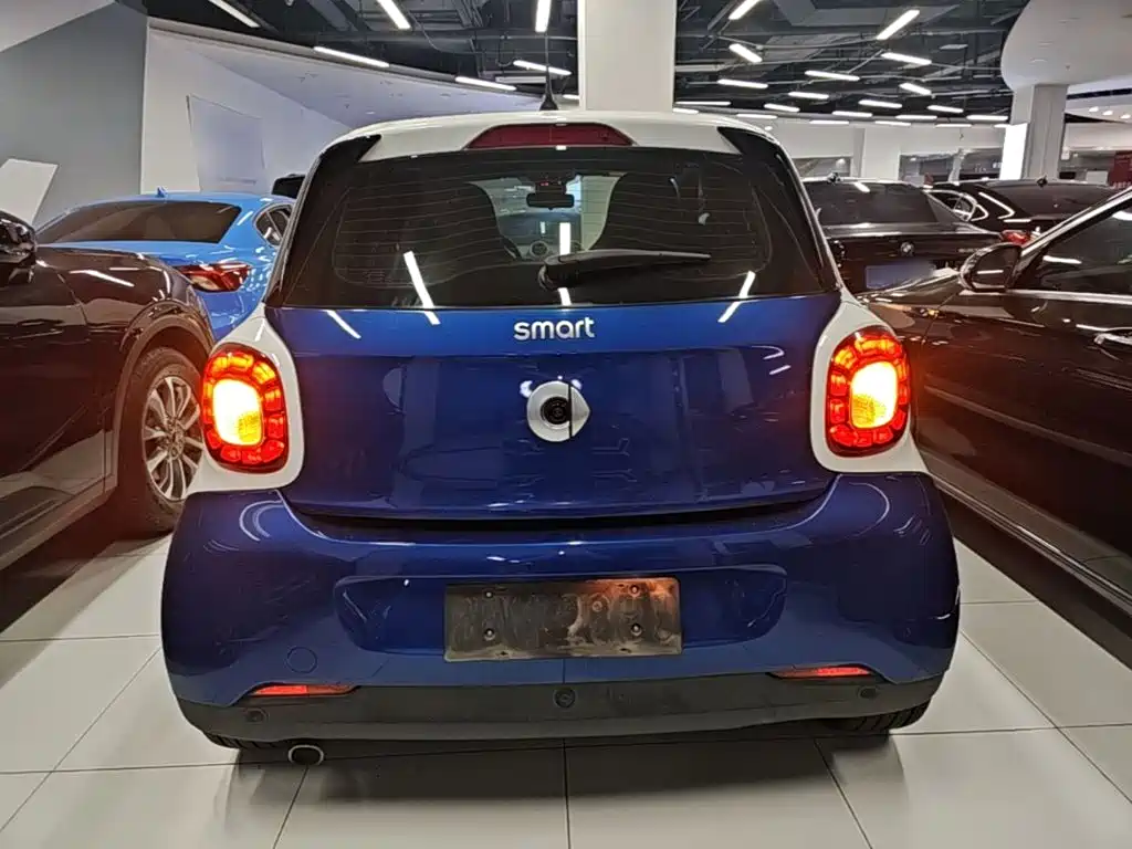 smart forfour 2017 2016 0.9T 66kW Ultimate Edition