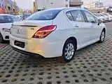 Фото 9 - Peugeot 308