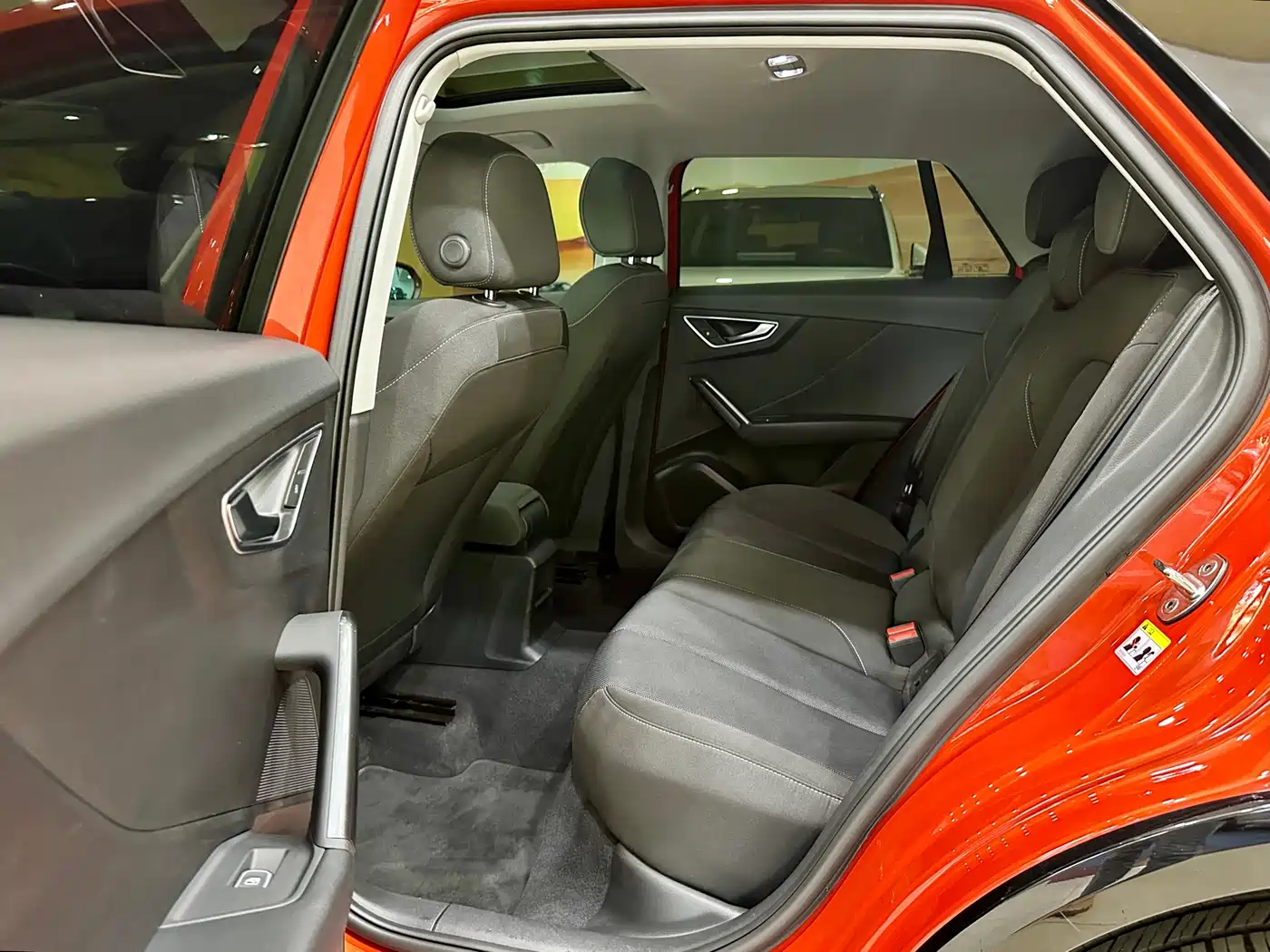 Audi Q2L 2018 35 TFSI Launch Exclusive Edition China VI фото 9