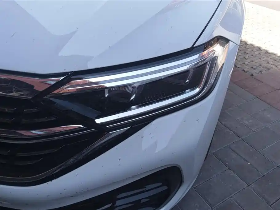 Volkswagen Sagitar 2024 300TSI DSG Surpass Edition фото 5