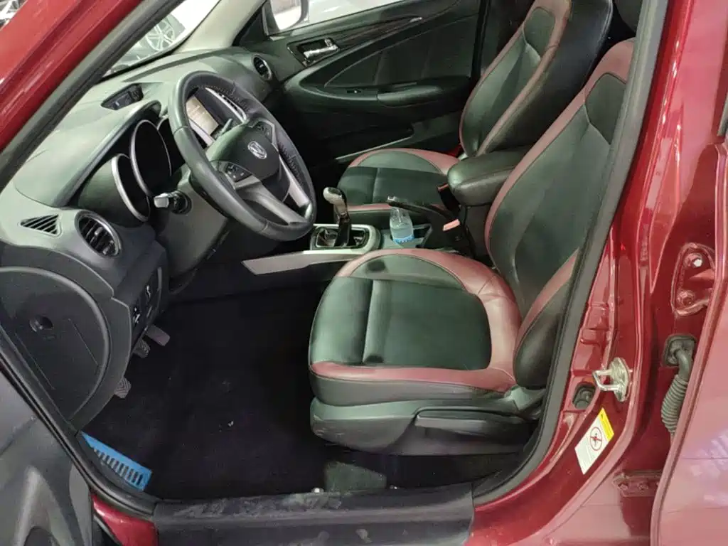 Changan Eado XT 2016 2016 1.6L Manual Stylish Cool Edition