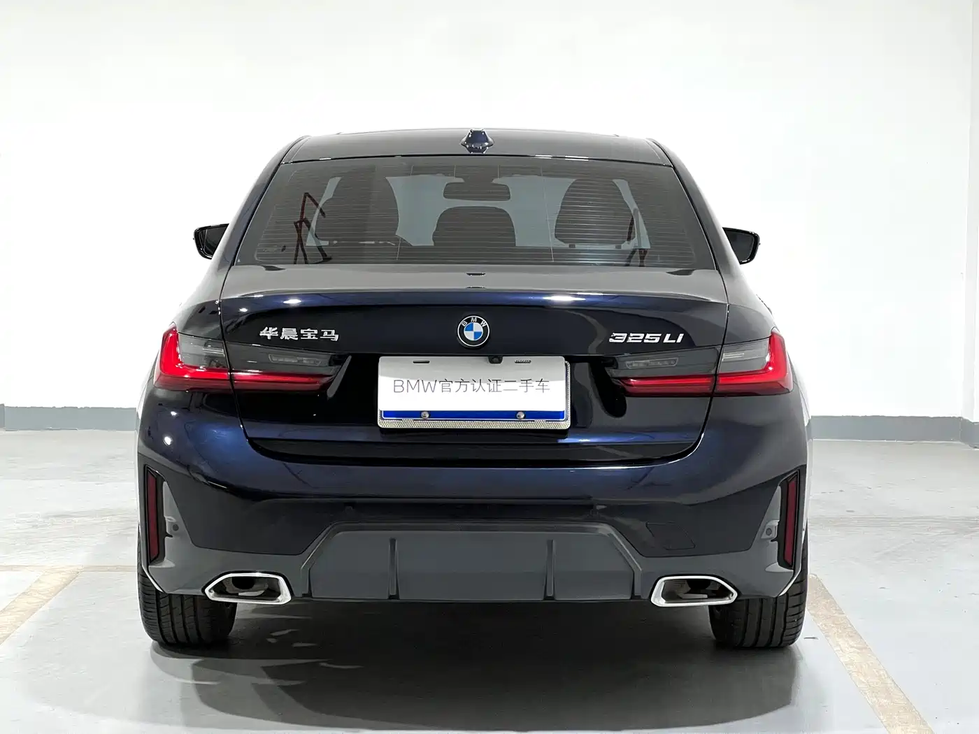 BMW 3 Series 2024 325Li M Sport Package фото 8