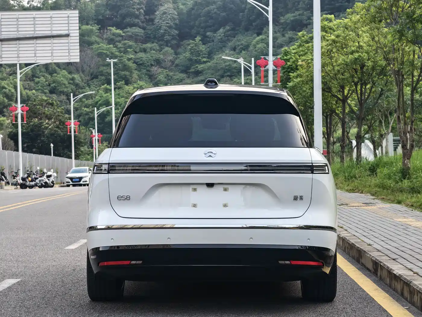 NIO ES8 2025 Model 6-Seat Executive Luxury Edition фото 5