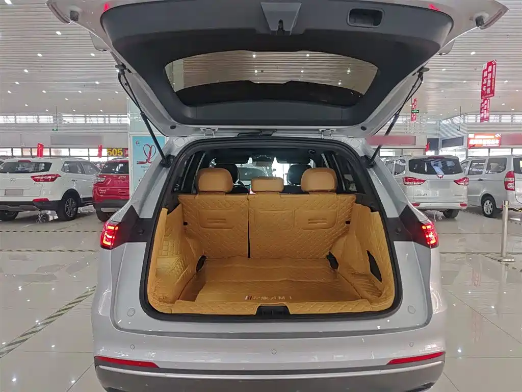 Geely Galaxy Galaxy Starship 7 EM-i 2025 Model 120km Voyage+ Edition фото 15