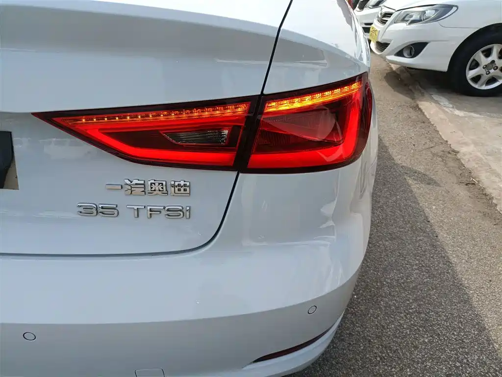 Audi A3 2015 Limousine 35 TFSI Millionth Anniversary Intelligent Leader Type фото 8