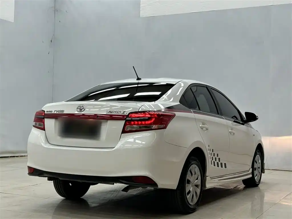 Toyota YARiS L Zhi Xiang 2018 1.5E CVT Champion Limited Edition фото 7