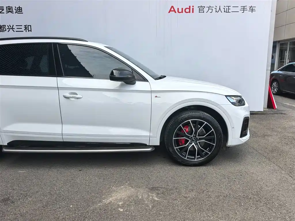 Audi Q5L 2024 Model 45 TFSI Premium Dynamic фото 20