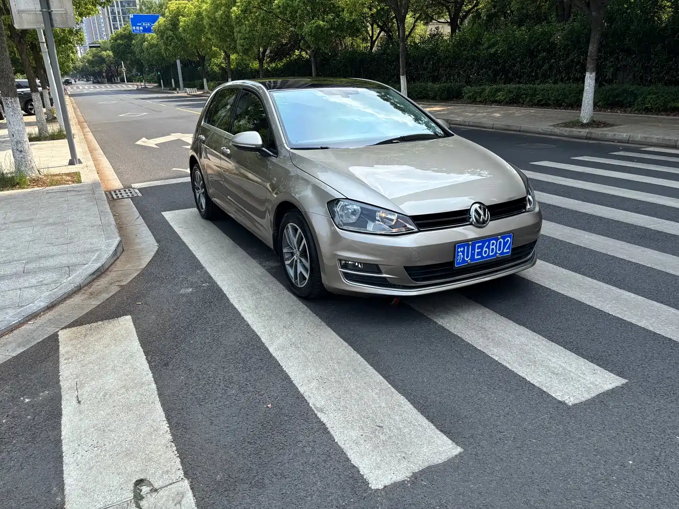 Volkswagen Golf 2016 230TSI Automatic Luxury фото 3
