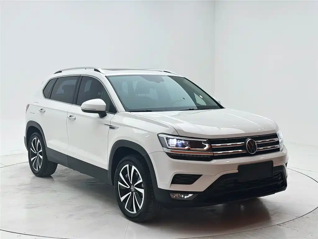 Volkswagen Tharu 2022 280TSI FWD Luxury Edition фото 3