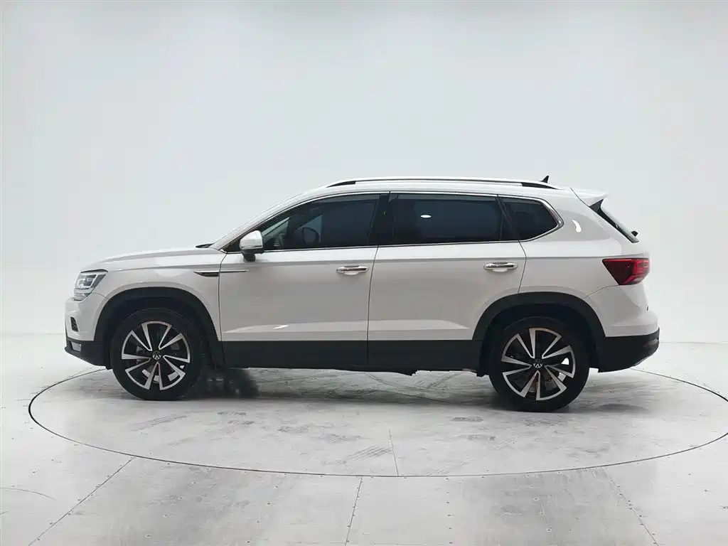 Volkswagen Tharu 2022 280TSI FWD Luxury Edition фото 7