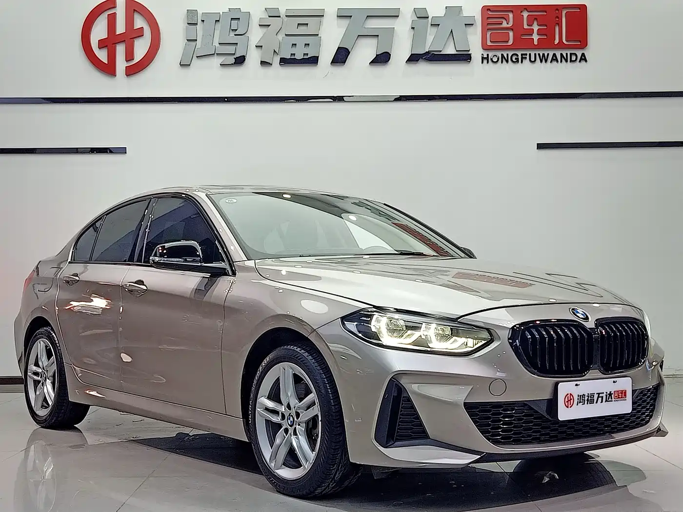 BMW 1 Series 2021 Facelift 120i M Sport Shadow Edition фото 3