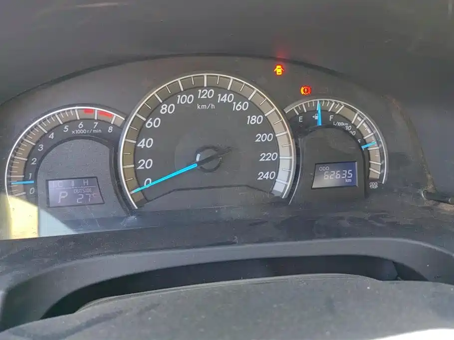 Toyota Camry 2013 2.0G Comfort фото 14