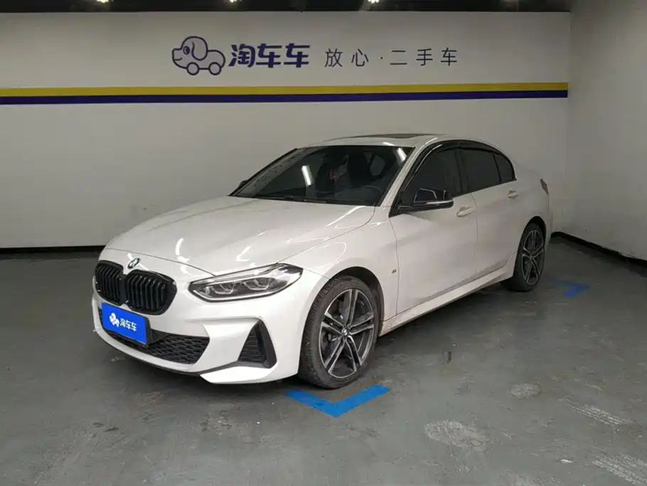 BMW 1 Series 2021 125i M Sport Black Night Edition