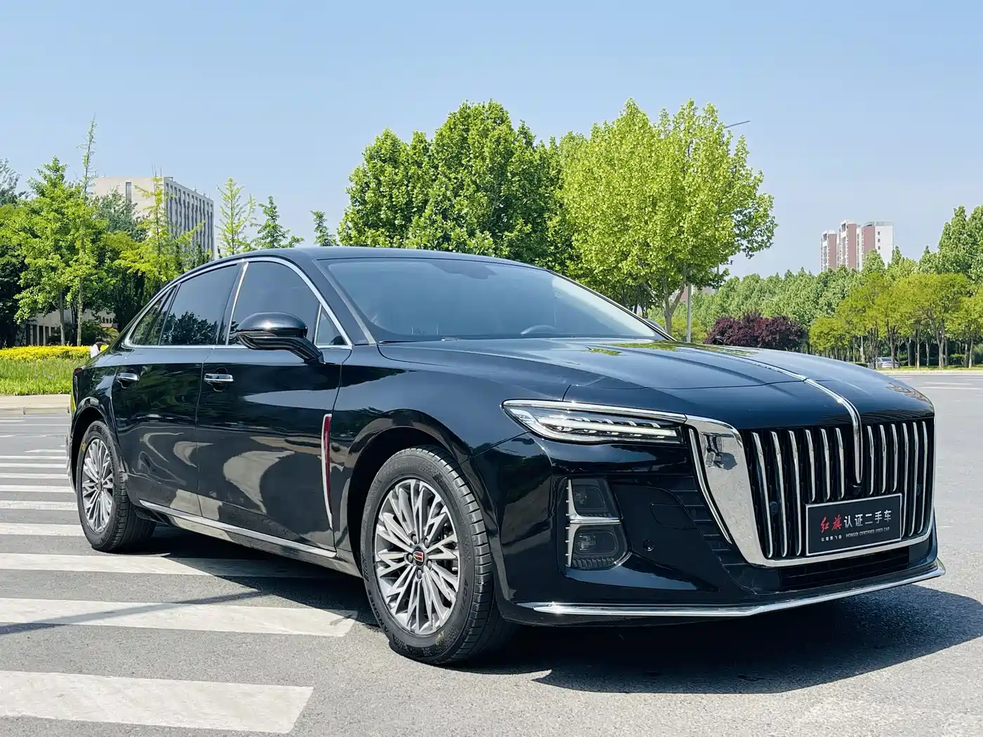 Hongqi H5 2024 1.5T DCT Smart Connect Flag Rhythm Edition фото 3