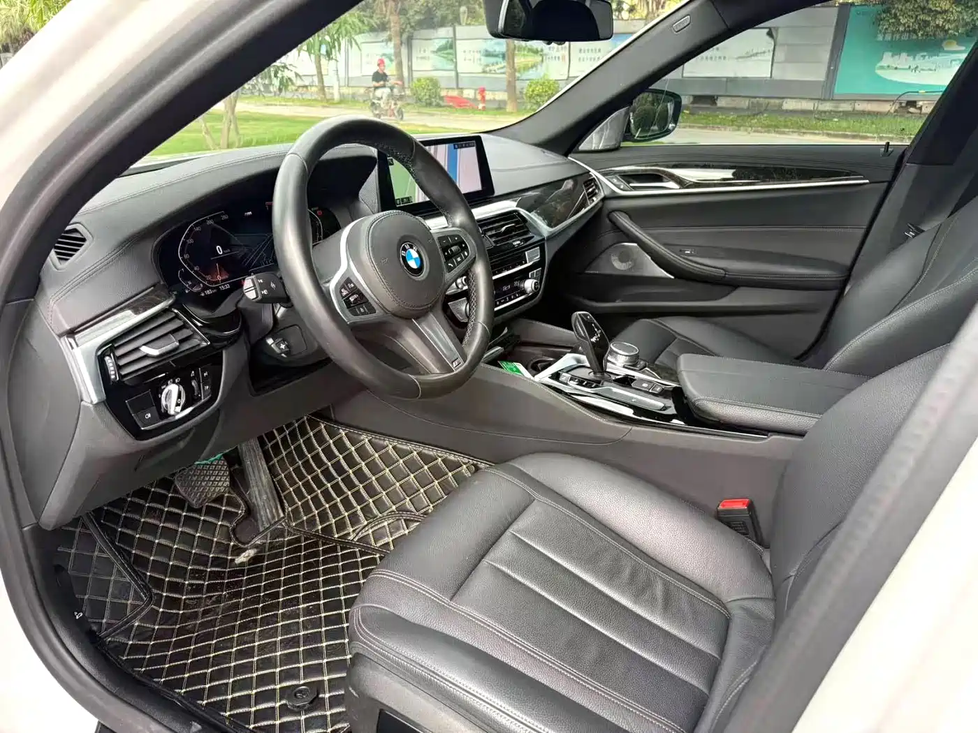 BMW 5 Series 2020 530Li Leading M Sport Package фото 6