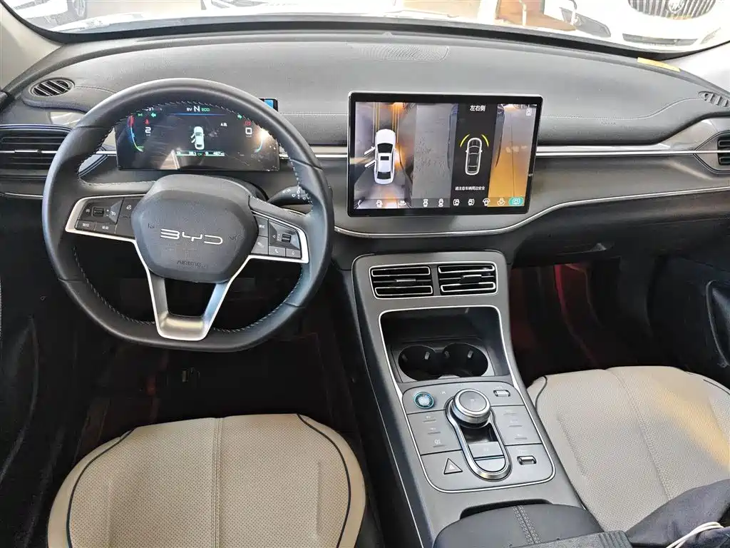 BYD Destroyer 05 2024 Glory Edition DM-i 120KM Luxury фото 12