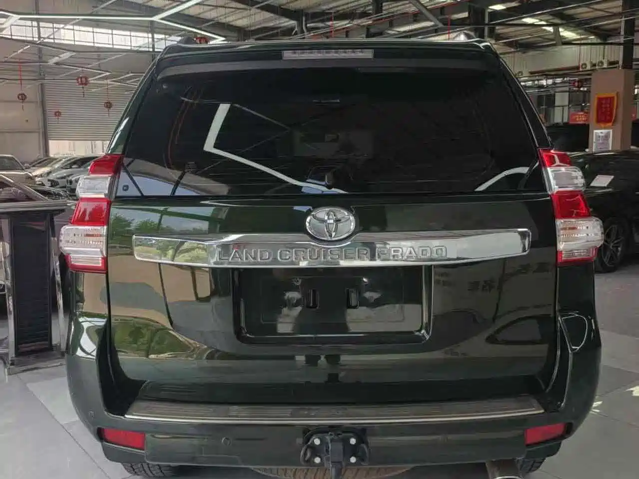 Toyota Prado (Import) 2014 2.7L Automatic Standard Edition фото 4