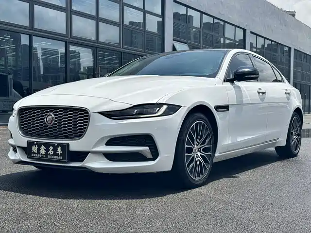 Jaguar XEL 2021 2.0T 200PS R-DYNAMIC Youth Sport Edition