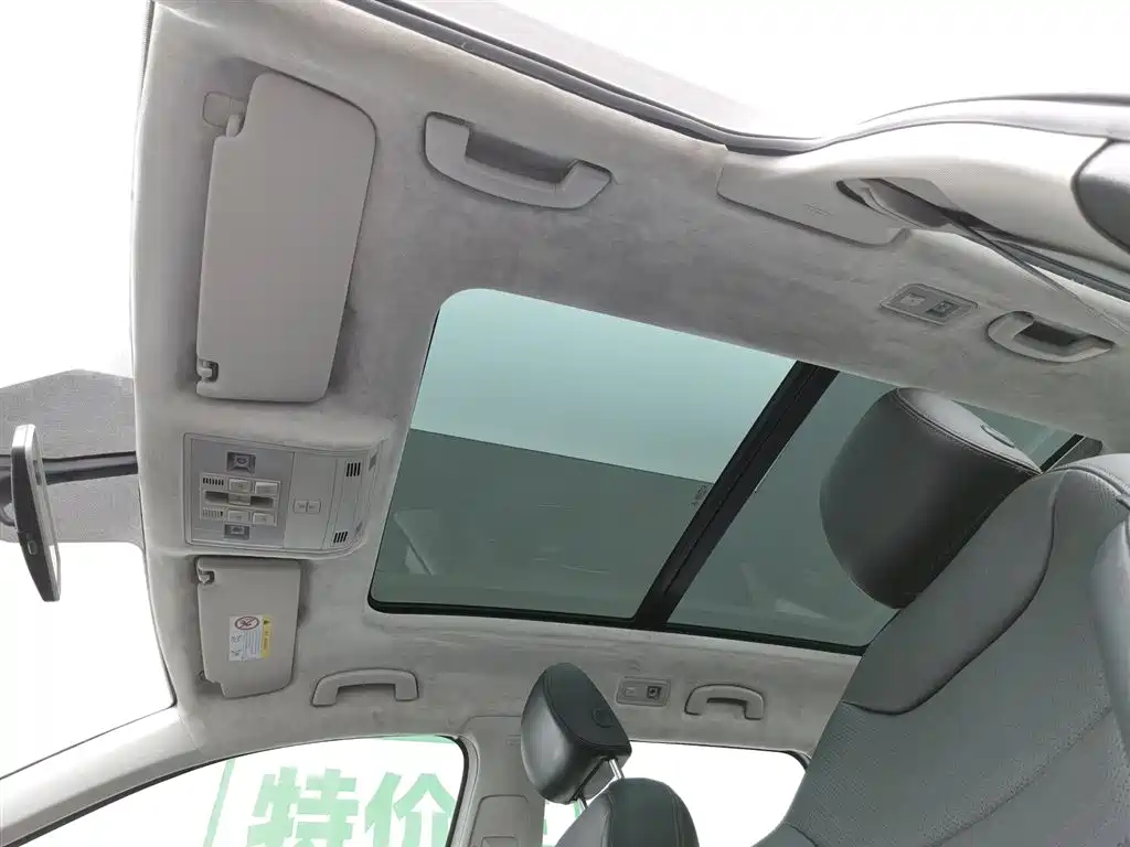 Volkswagen Tharu 2020 Model 280TSI 2WD Luxury Plus China VI фото 14