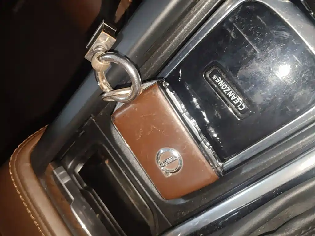 Фото 9 - Volvo XC90