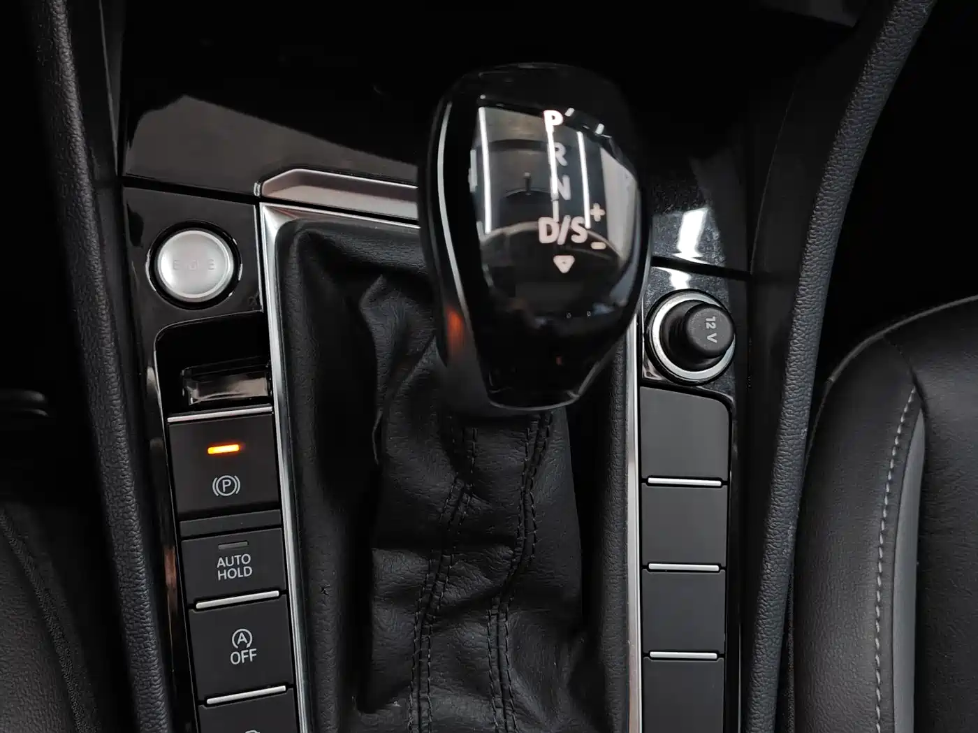 Volkswagen Sagitar 2021 280TSI DSG Surpassing Edition фото 9