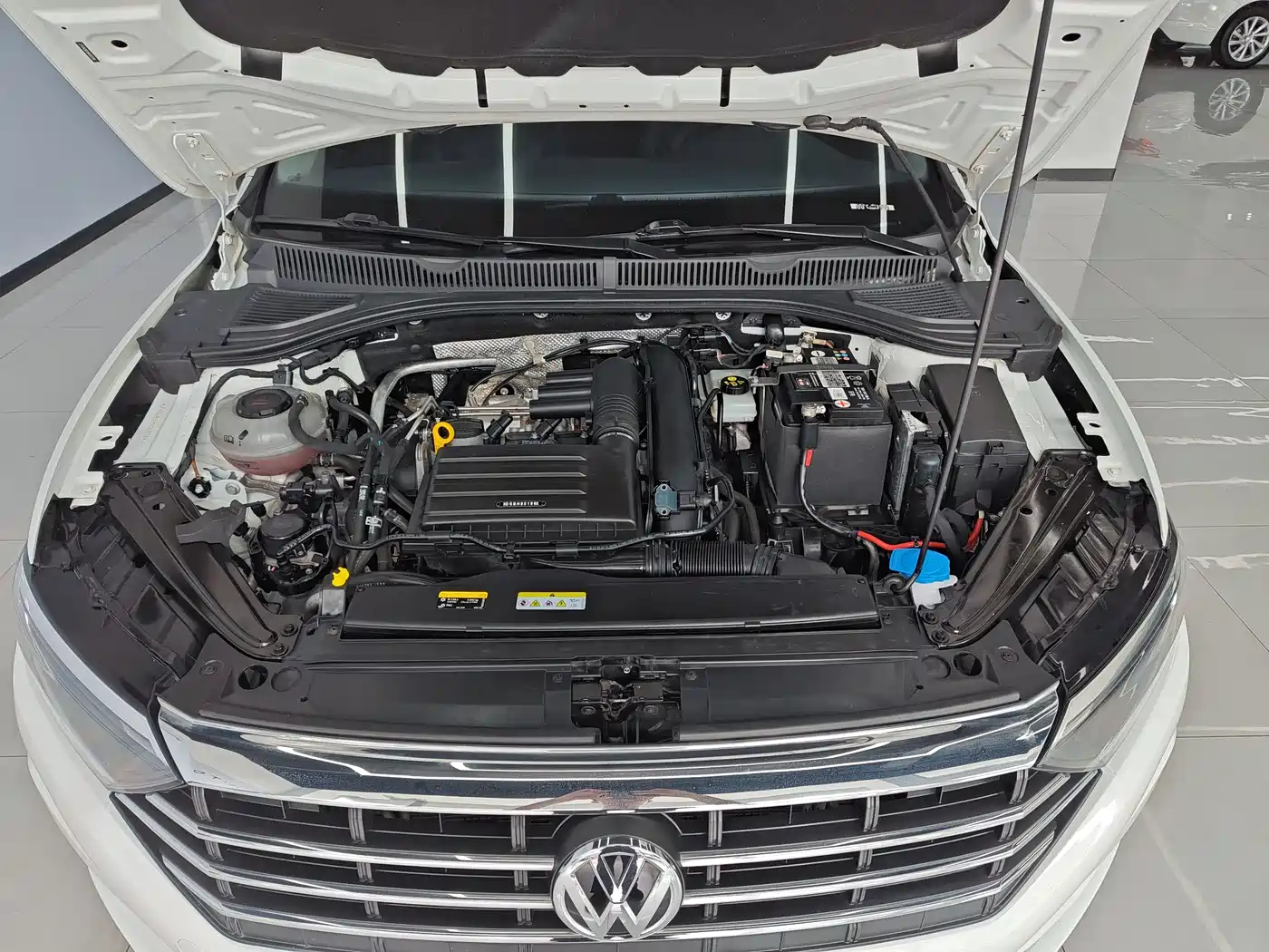 Volkswagen Sagitar 2021 280TSI DSG Surpassing Edition фото 28