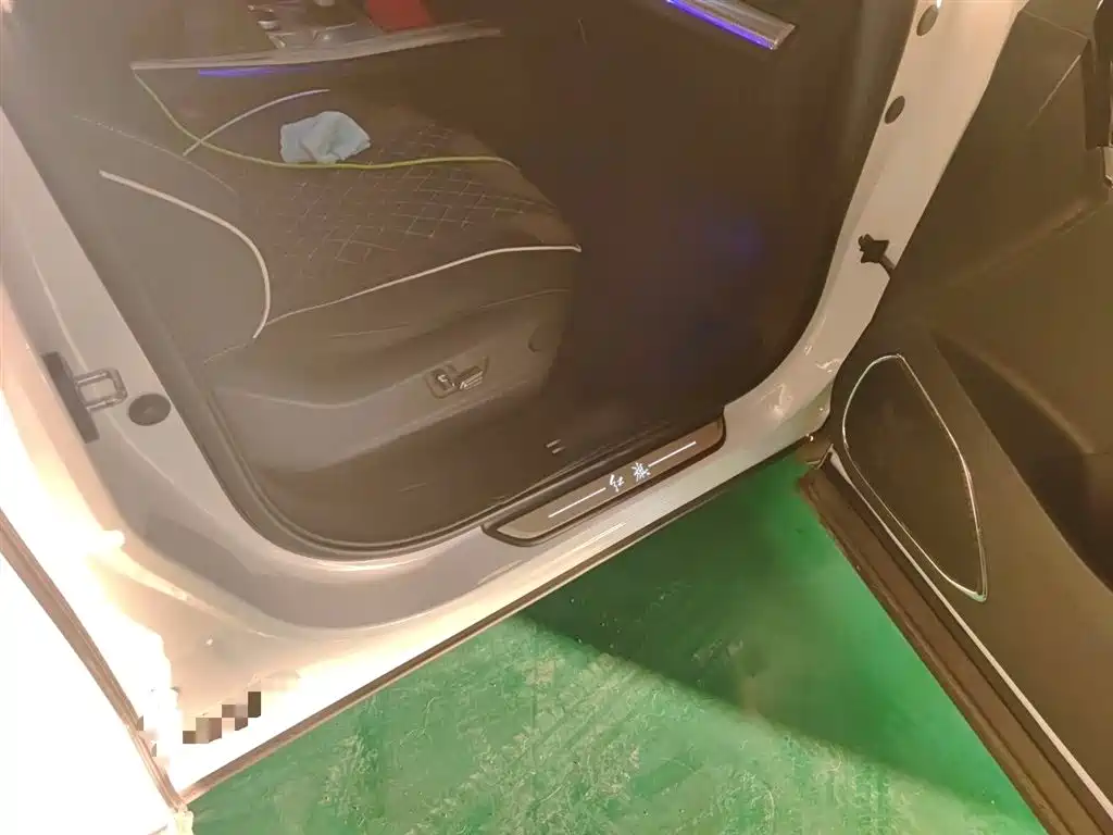 Hongqi HS5 2019 2.0T Smart Connect Enjoy Edition фото 20