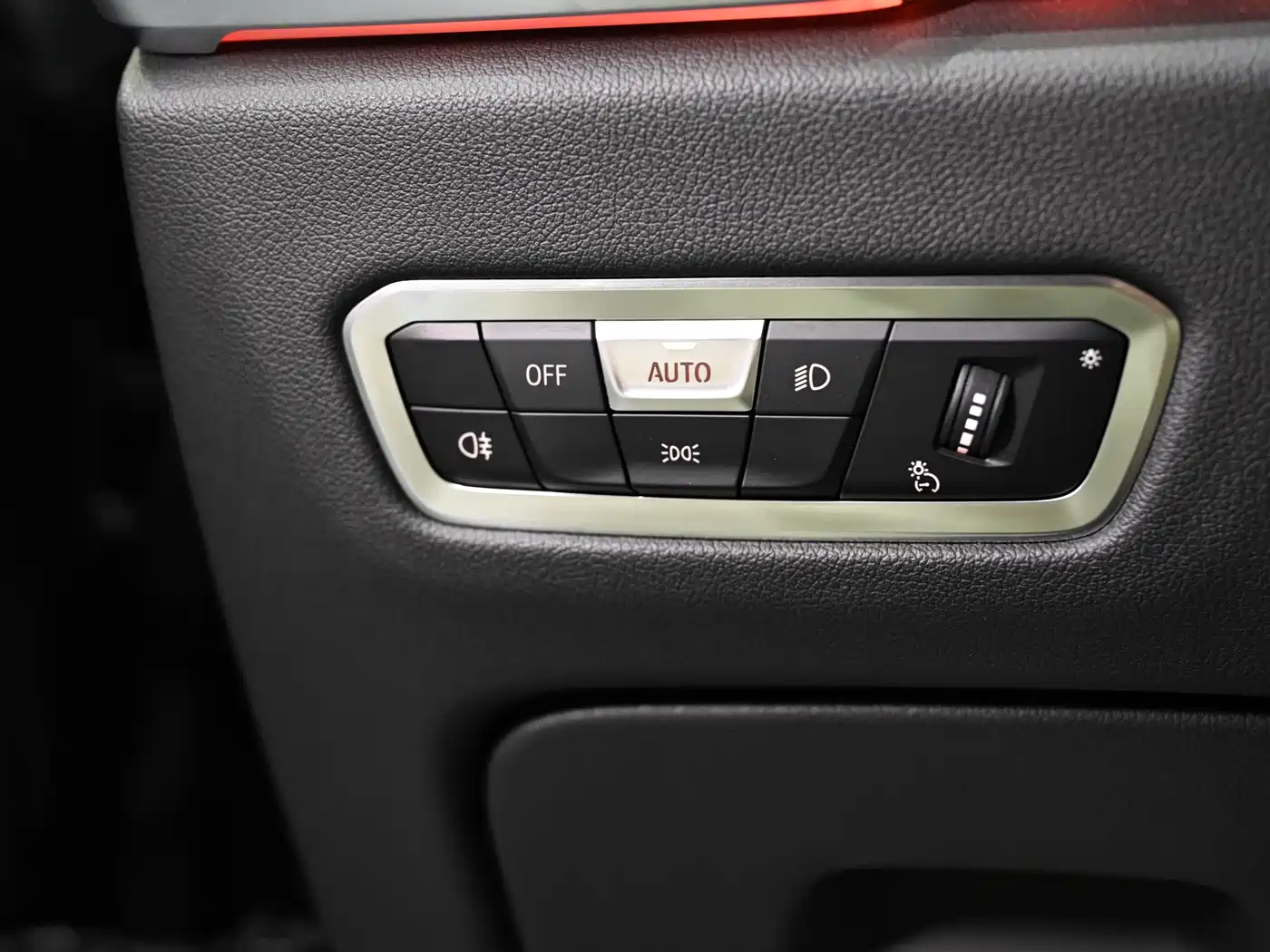 BMW X5 2022 Model xDrive 40Li M Sport Package фото 17