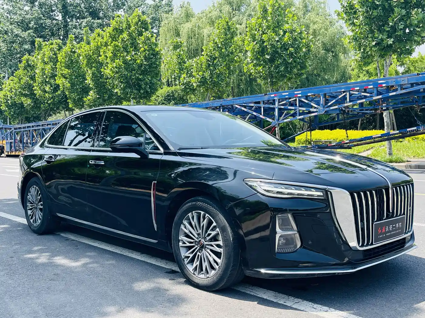 Hongqi H5 2024 1.5T DCT Smart Connect Flag Rhythm Edition фото 3