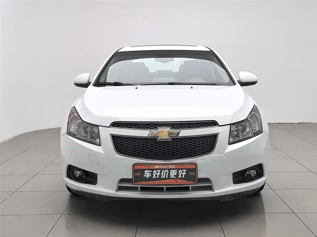 Chevrolet Cruze 2013 Model 1.8L SE AT фото 3