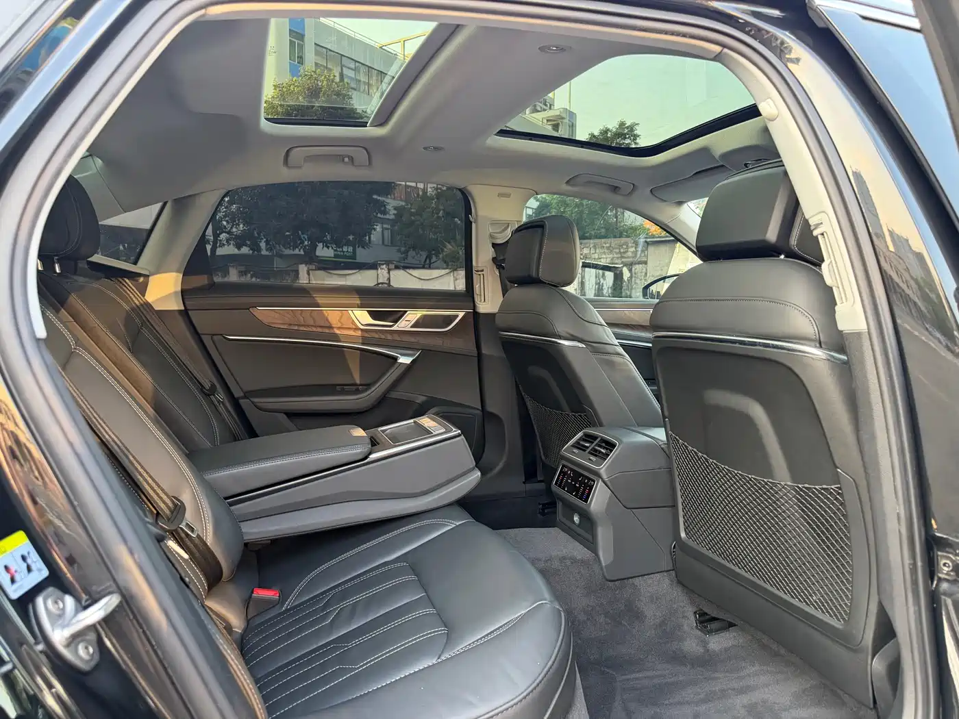 Audi A6L 2023 45 TFSI quattro Premium Elegance фото 9