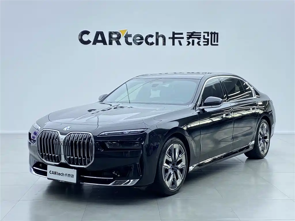 BMW 7 Series 2023 Model 740Li Premium Luxury Package