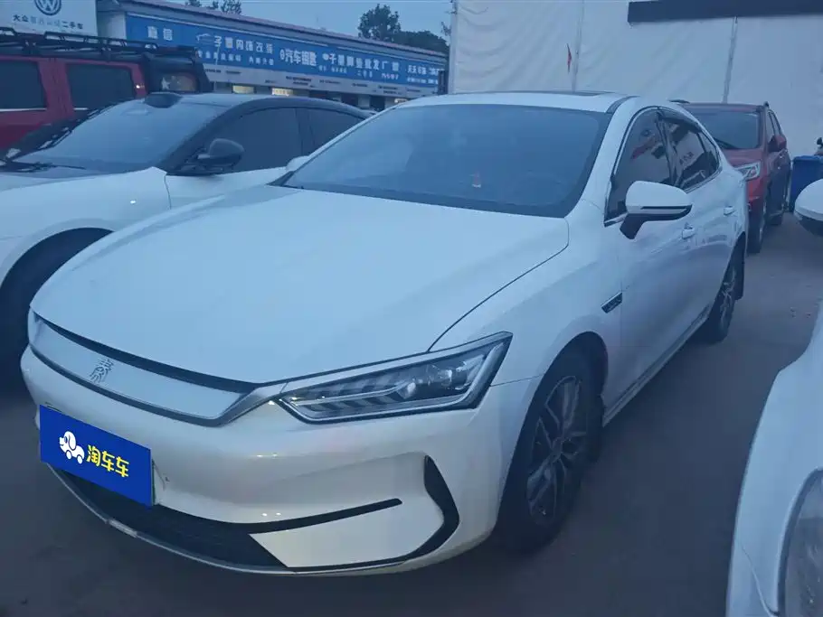 BYD Qin PLUS 2021 EV 500KM Luxury Model