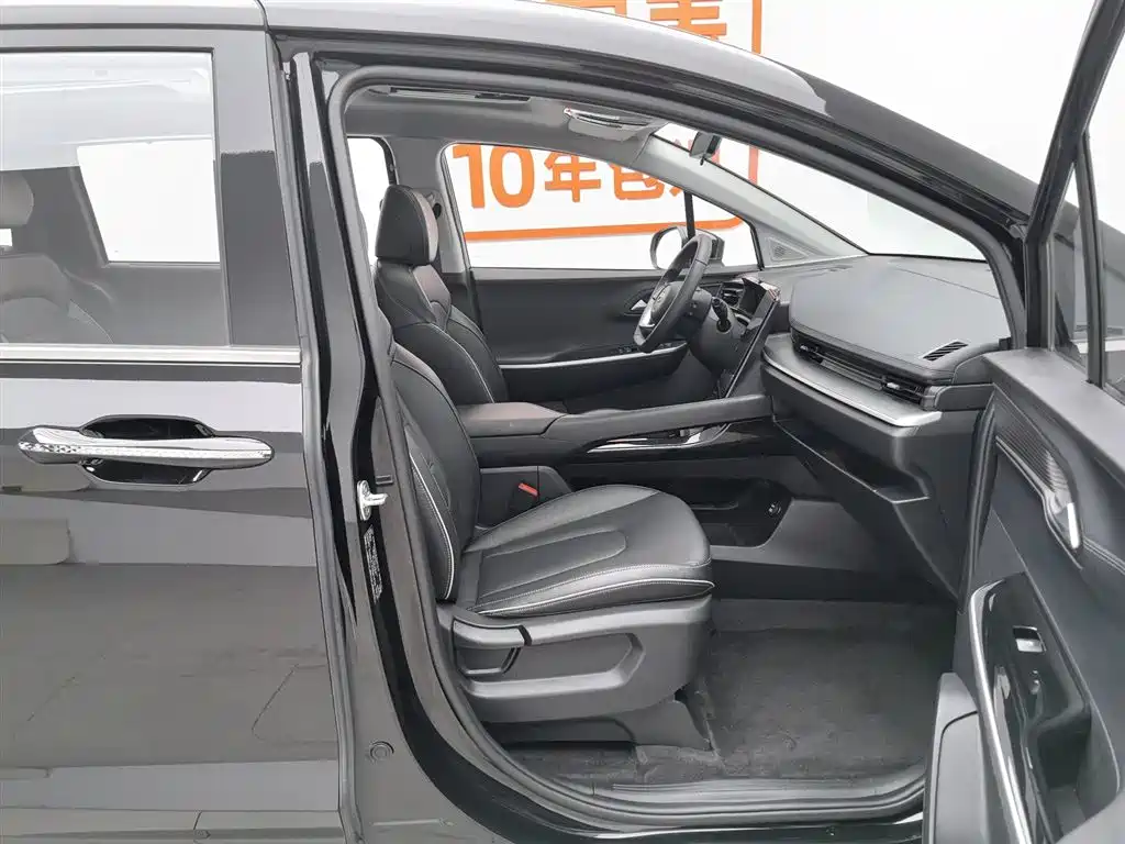 Hyundai Kustu 2024 270TGDi LUX Premium Edition фото 23