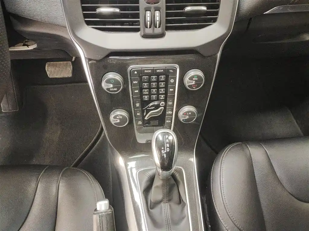 Volvo V40 2018 2018 T3 Inscription Edition
