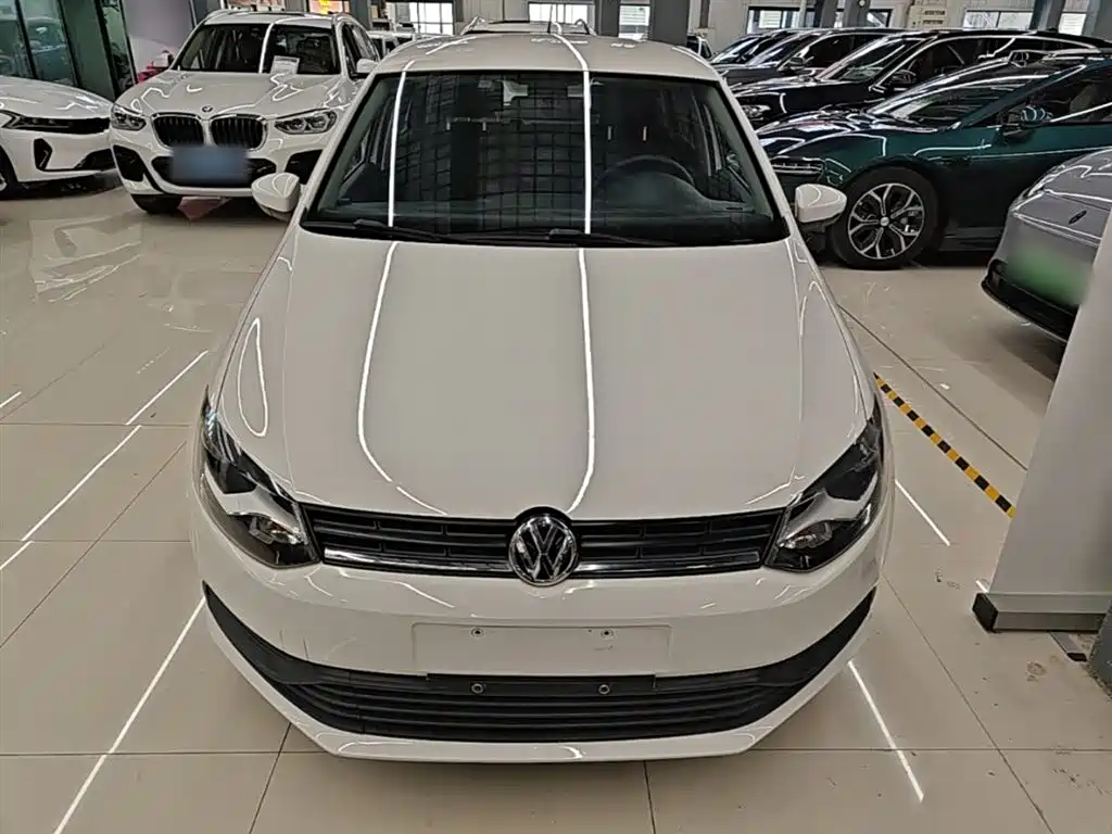 Volkswagen Polo 2018 1.5L Auto Safe Drive фото 3