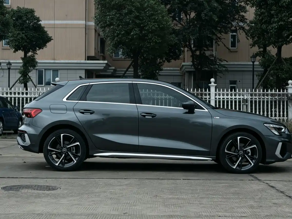 Audi A3 2023 Sportback 35 TFSI Fashion Sport фото 4