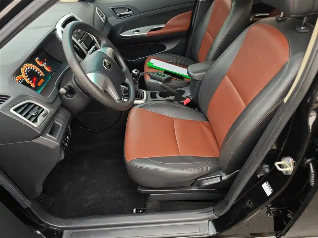 BYD F3 2016 1.5L Manual Comfort фото 15