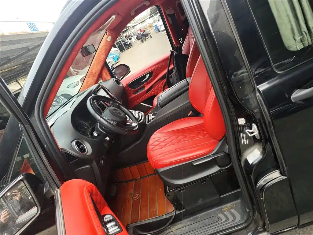 Mercedes-Benz Vito 2020 2.0T Business Edition (7-seater) фото 15