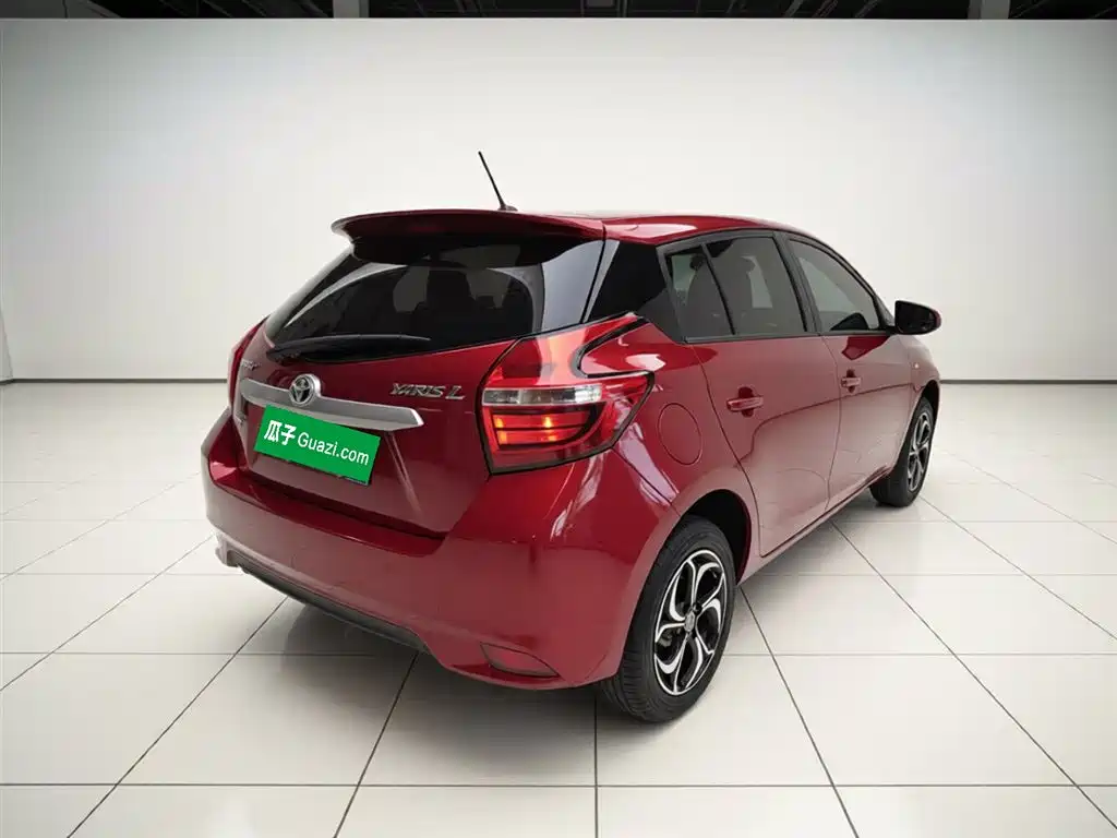 Toyota YARiS L Zhi Xuan 2016 Facelift 1.5E CVT Charming Edition фото 7