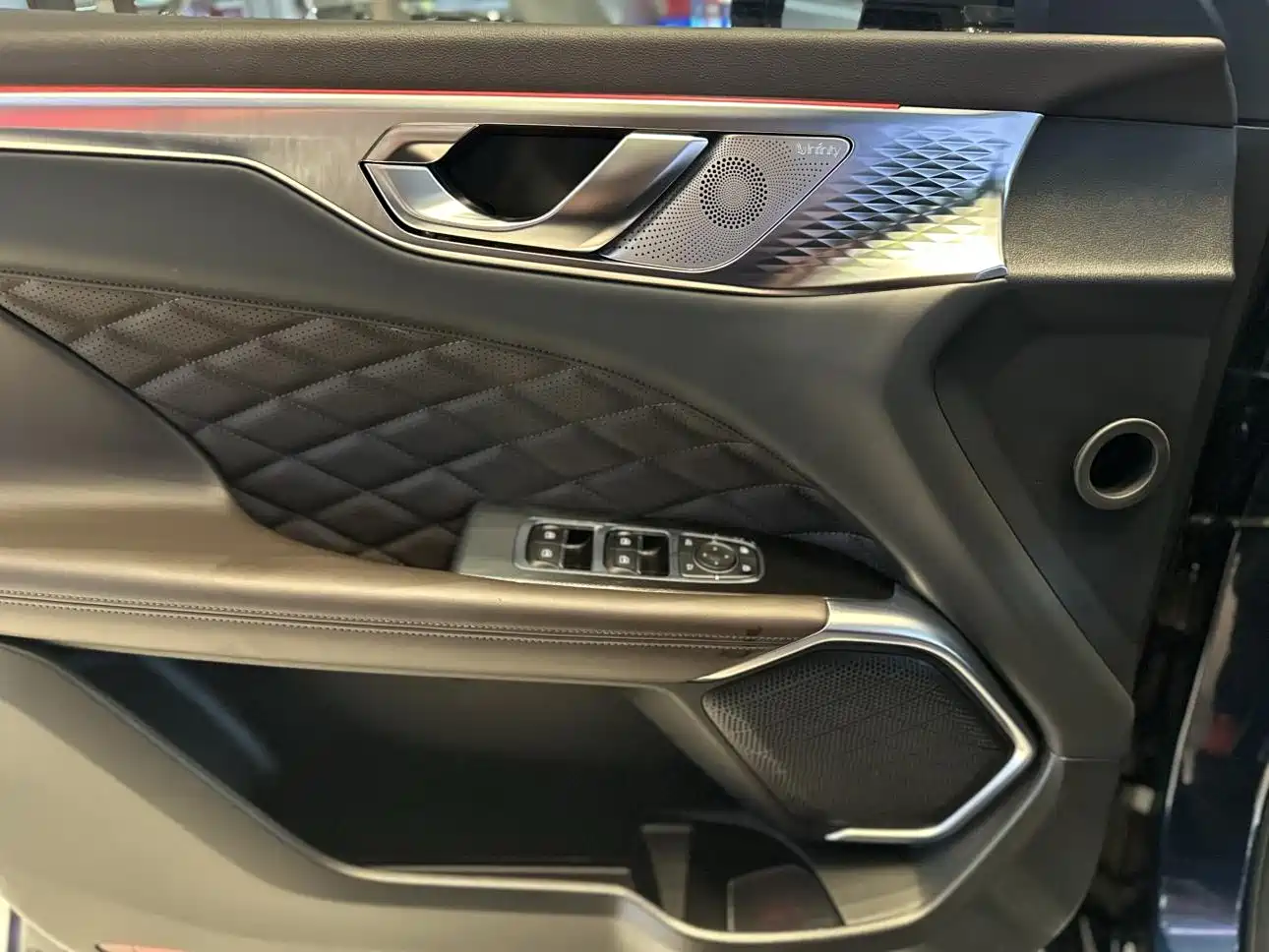 WEI PAI WEI BRAND MOCHA