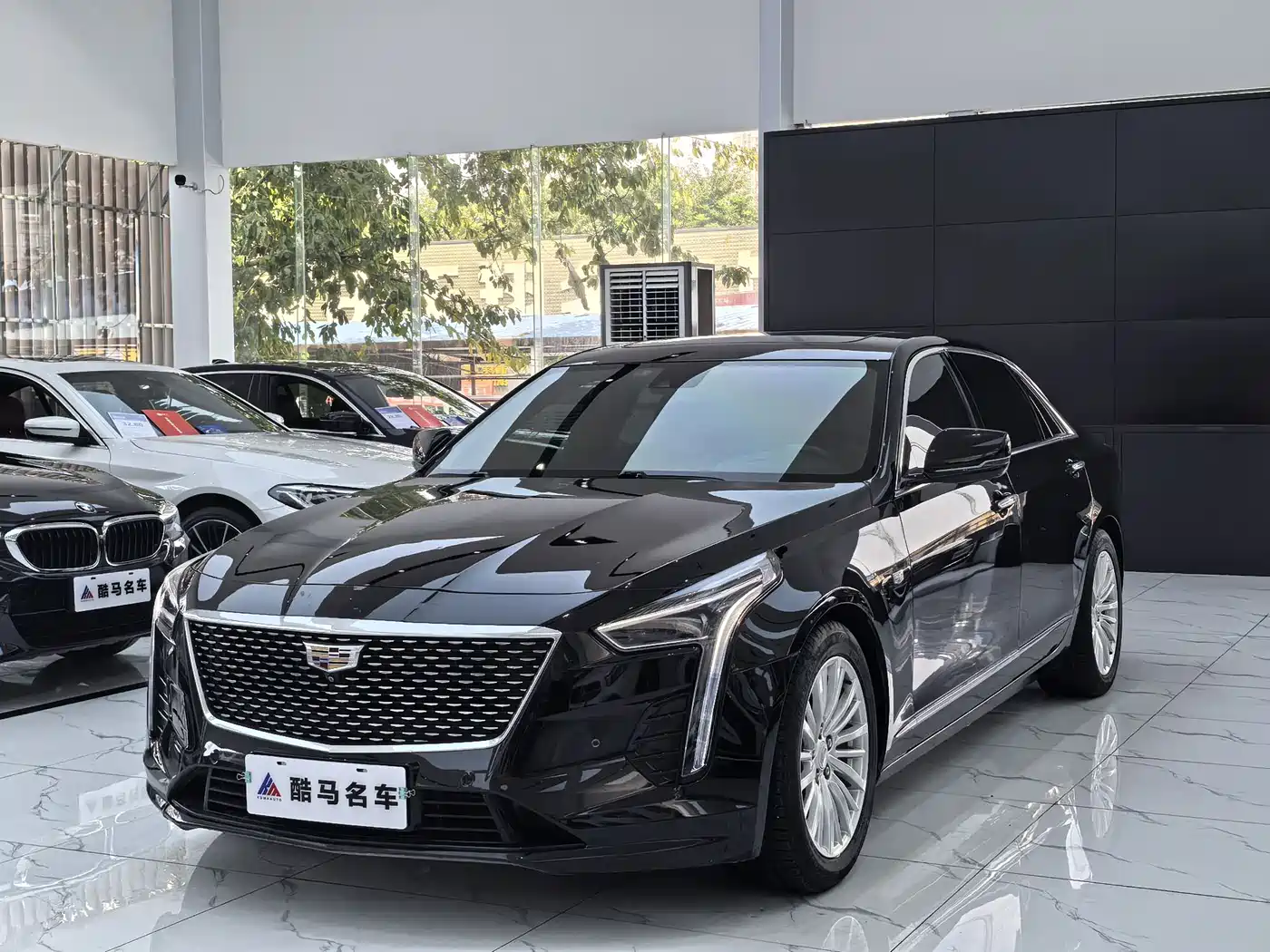 CADILLAC CT6
