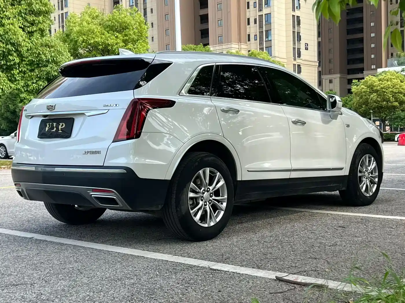 Cadillac XT5 2022 2.0T 2WD Luxury фото 8