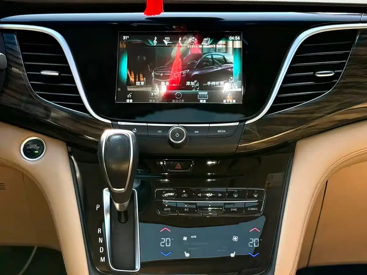 Buick GL8 2018 ES 28T Luxury Type China VI фото 10
