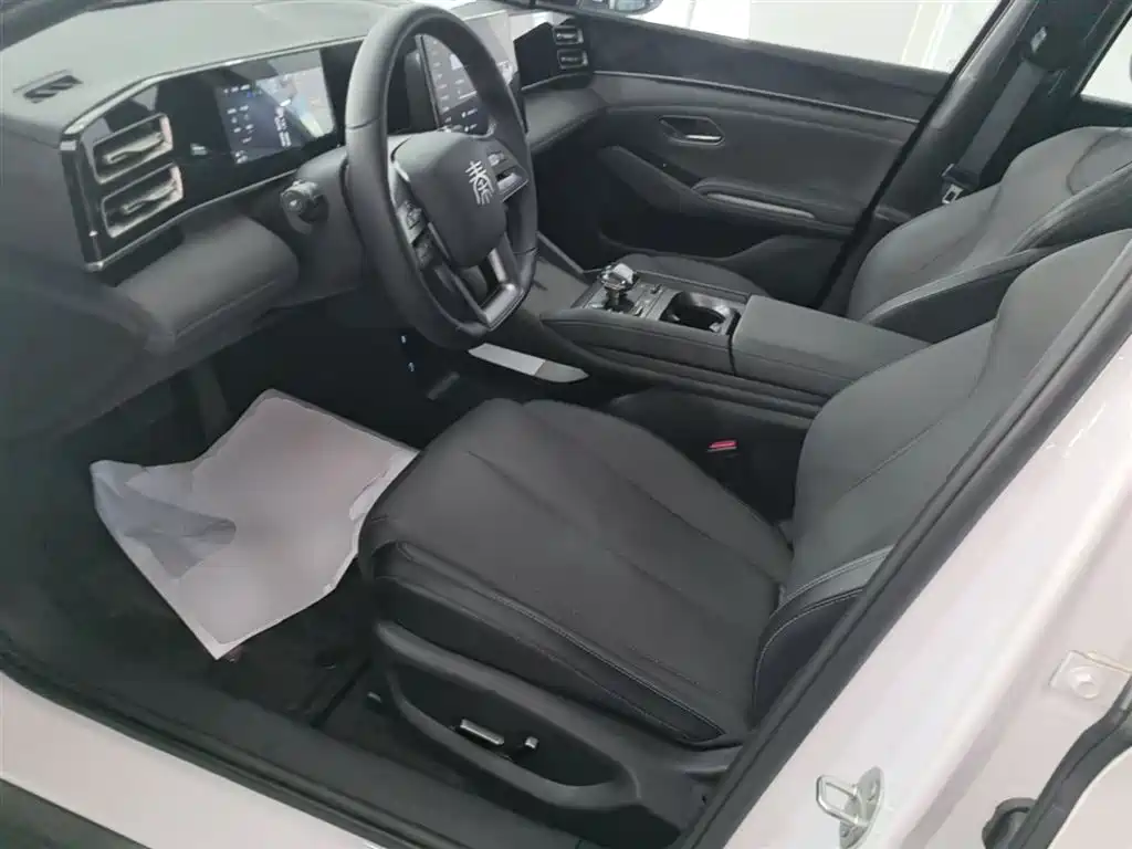 BYD Qin L 2025 DM-i Smart Drive Edition 120KM Surpassing фото 15